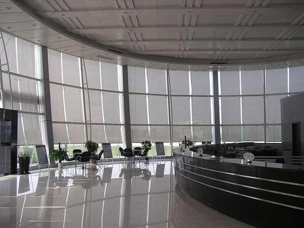 電動(dòng)卷簾廠家：什么地方適合安裝電動(dòng)卷簾？